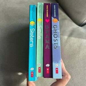 Raina Telgemeier Graphic Novels Set